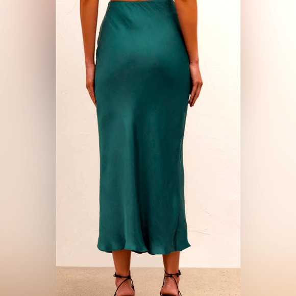 Z SUPPLY - EUROPA POLY SHEEN SKIRT SIZE S NWTS - Picture 2 of 16